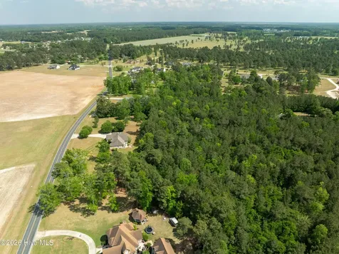 3286 J C Galloway Road Grimesland NC 27837