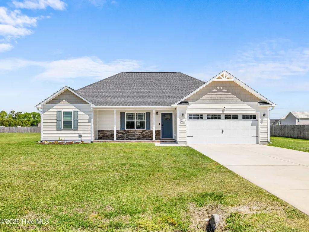 108 Woodwater Drive Richlands NC 28574