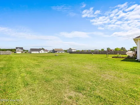 108 Woodwater Drive Richlands NC 28574