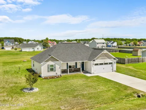 108 Woodwater Drive Richlands NC 28574