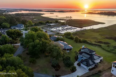 2545 Crab Catcher Court Wilmington NC 28409