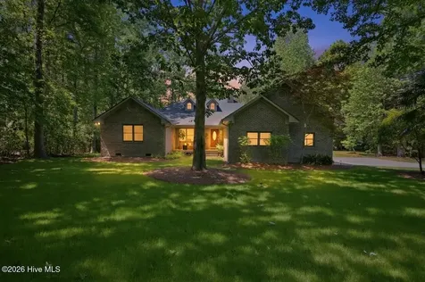 512 North Line Drive Hampstead NC 28443
