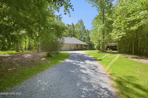 512 North Line Drive Hampstead NC 28443