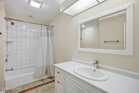 512 North Line Drive Hampstead NC 28443