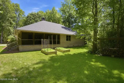 512 North Line Drive Hampstead NC 28443