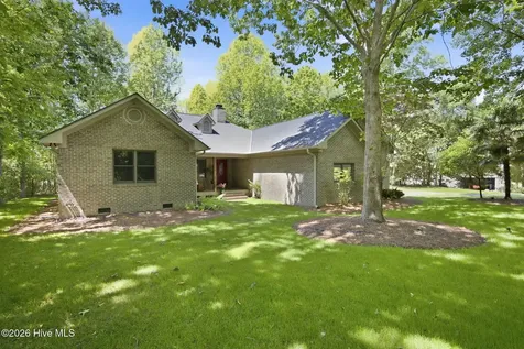 512 North Line Drive Hampstead NC 28443
