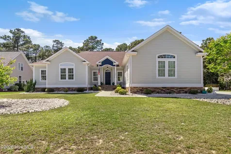 1805 Ivory Gull Drive Morehead City NC 28557