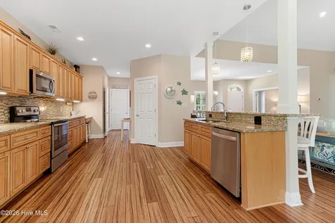 1805 Ivory Gull Drive Morehead City NC 28557