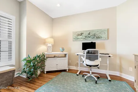 1805 Ivory Gull Drive Morehead City NC 28557