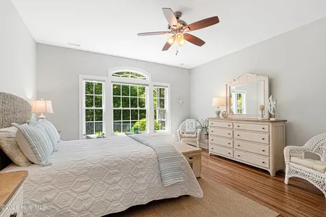 1805 Ivory Gull Drive Morehead City NC 28557