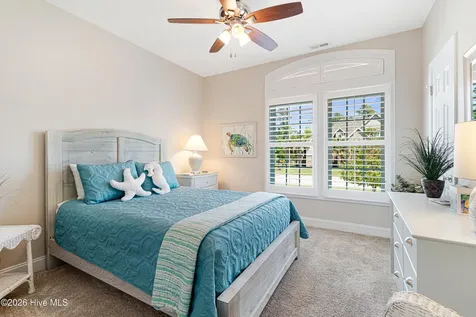 1805 Ivory Gull Drive Morehead City NC 28557