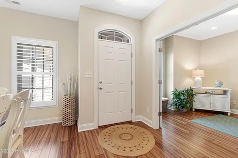 1805 Ivory Gull Drive Morehead City NC 28557