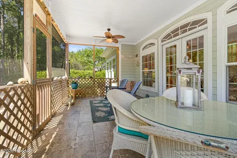 1805 Ivory Gull Drive Morehead City NC 28557