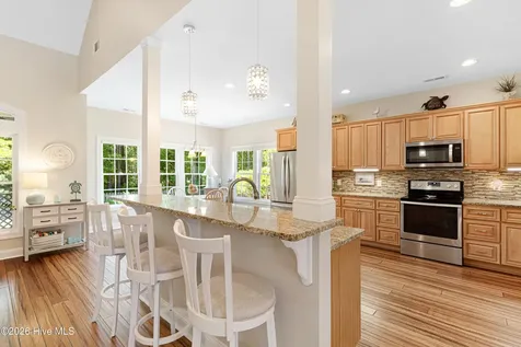 1805 Ivory Gull Drive Morehead City NC 28557