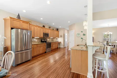 1805 Ivory Gull Drive Morehead City NC 28557