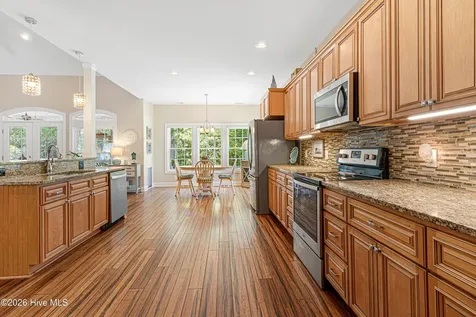 1805 Ivory Gull Drive Morehead City NC 28557