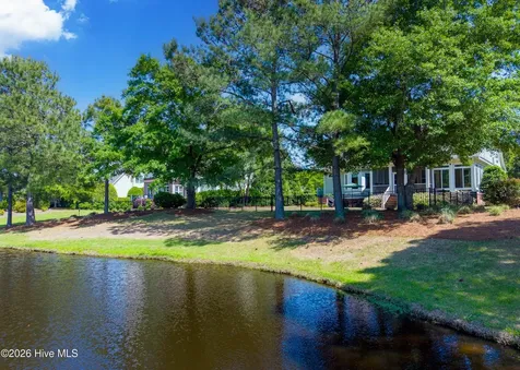 2886 St James Drive SE Southport NC 28461