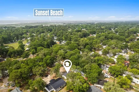 7203 Banner Street SW Ocean Isle Beach NC 28469