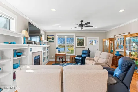 828 Cades Trail Southport NC 28461