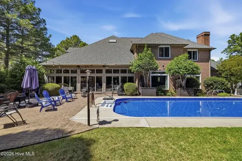 20 Walnut Creek Road Pinehurst NC 28374