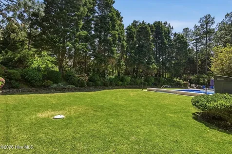 20 Walnut Creek Road Pinehurst NC 28374