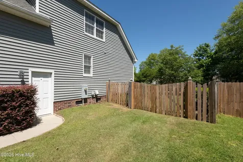 2215 Black Horse Lane Winterville NC 28590