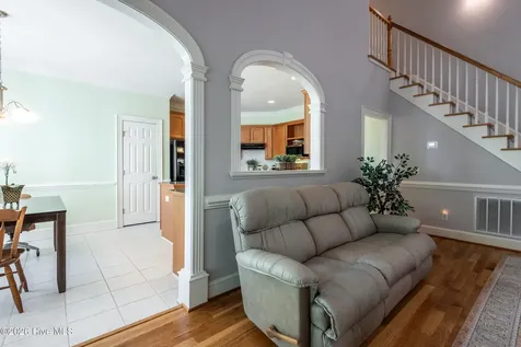 2215 Black Horse Lane Winterville NC 28590