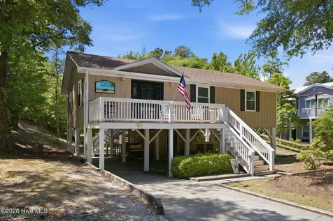 137 Doe Drive Emerald Isle NC 28594