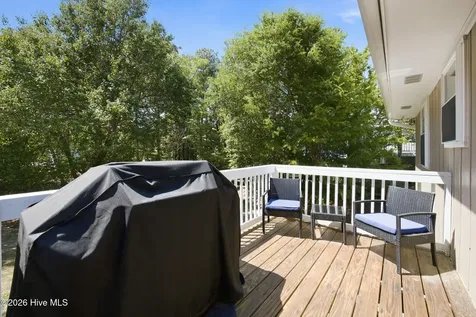 137 Doe Drive Emerald Isle NC 28594