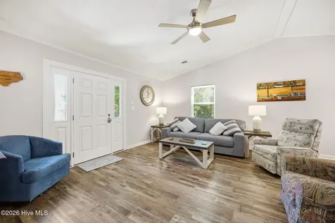 137 Doe Drive Emerald Isle NC 28594