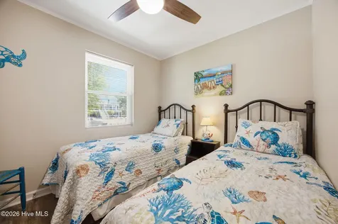 137 Doe Drive Emerald Isle NC 28594