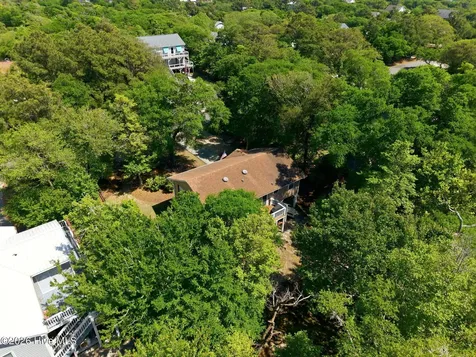 137 Doe Drive Emerald Isle NC 28594