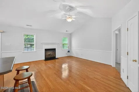 214 Derby Park Avenue New Bern NC 28562