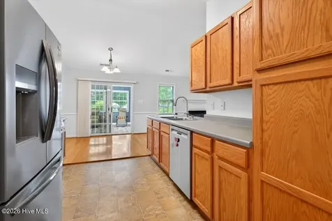 214 Derby Park Avenue New Bern NC 28562
