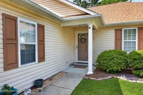 214 Derby Park Avenue New Bern NC 28562