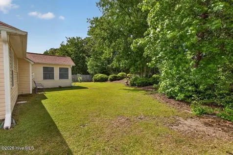 214 Derby Park Avenue New Bern NC 28562