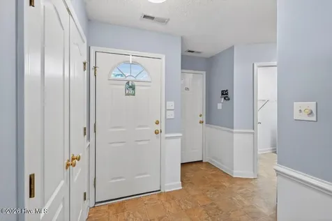214 Derby Park Avenue New Bern NC 28562
