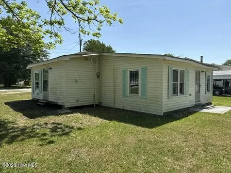 905 N C Street Bridgeton NC 28519