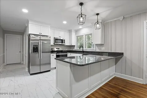 1907 Sedgefield Drive Kinston NC 28504