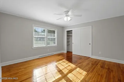 1907 Sedgefield Drive Kinston NC 28504