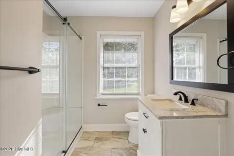 1907 Sedgefield Drive Kinston NC 28504