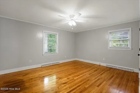 1907 Sedgefield Drive Kinston NC 28504