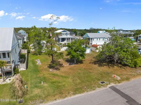1408 Searay Lane Carolina Beach NC 28428