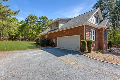 107 Sheroff Lane West End NC 27376