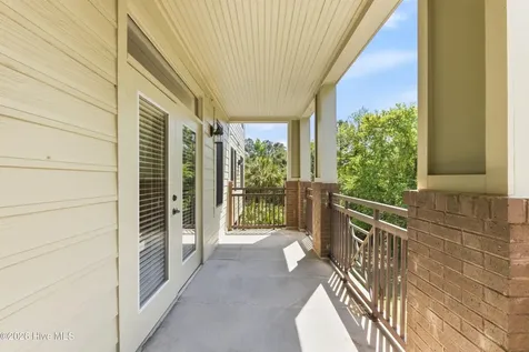 648 Village Park Drive Wilmington NC 28405