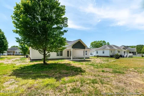 203 Adams Lane Washington NC 27889