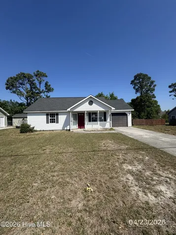 309 Crown Point Road Hubert NC 28539