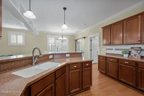 806 Wildflower Drive Holly Ridge NC 28445