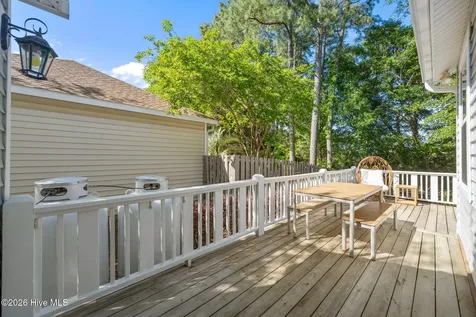 806 Wildflower Drive Holly Ridge NC 28445