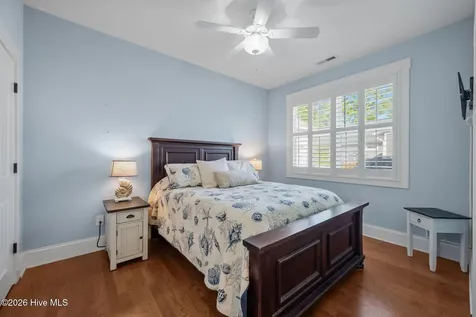 806 Wildflower Drive Holly Ridge NC 28445